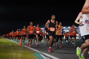 BIB: 296, 81963, 22614, 2013
                            <button type="button" onclick="openModal(11352592)" class="btn btn-primary btn-sm float-right btn-popup" data-toggle="modal" data-target=".modal-high-quality">
                        <i class="fas fa-shopping-cart"></i> Add to Cart
                    </button>
                                            <button type="button" onclick="isThisMe(11352592, true)" class="btn btn-success btn-sm float-right btn-popup btn-isme hidden" data-toggle="tooltip" data-placement="bottom" title="นี่คือรูปของคุณใช่ไหม คลิกที่นี่เพื่อเอาเข้าอัลบั้ม">
                        <i class="fas fa-plus"></i> Add to album
                    </button>
                    <button type="button" onclick="isThisMe(11352592, false)" class="btn btn-warning btn-sm float-right btn-popup btn-isnotme hidden">
                        <i class="fas fa-ban"></i> Remove from album
                    </button>