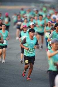 BIB: 72330
                            <button type="button" onclick="openModal(10507400)" class="btn btn-primary btn-sm float-right btn-popup" data-toggle="modal" data-target=".modal-high-quality">
                        <i class="fas fa-shopping-cart"></i> Add to Cart
                    </button>
                                            <button type="button" onclick="isThisMe(10507400, true)" class="btn btn-success btn-sm float-right btn-popup btn-isme hidden" data-toggle="tooltip" data-placement="bottom" title="นี่คือรูปของคุณใช่ไหม คลิกที่นี่เพื่อเอาเข้าอัลบั้ม">
                        <i class="fas fa-plus"></i> Add to album
                    </button>
                    <button type="button" onclick="isThisMe(10507400, false)" class="btn btn-warning btn-sm float-right btn-popup btn-isnotme hidden">
                        <i class="fas fa-ban"></i> Remove from album
                    </button>