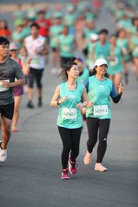 BIB: 50914, 52407
                            <button type="button" onclick="openModal(10504778)" class="btn btn-primary btn-sm float-right btn-popup" data-toggle="modal" data-target=".modal-high-quality">
                        <i class="fas fa-shopping-cart"></i> Add to Cart
                    </button>
                                            <button type="button" onclick="isThisMe(10504778, true)" class="btn btn-success btn-sm float-right btn-popup btn-isme hidden" data-toggle="tooltip" data-placement="bottom" title="นี่คือรูปของคุณใช่ไหม คลิกที่นี่เพื่อเอาเข้าอัลบั้ม">
                        <i class="fas fa-plus"></i> Add to album
                    </button>
                    <button type="button" onclick="isThisMe(10504778, false)" class="btn btn-warning btn-sm float-right btn-popup btn-isnotme hidden">
                        <i class="fas fa-ban"></i> Remove from album
                    </button>