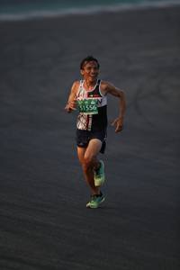 BIB: 51556
                            <button type="button" onclick="openModal(10501801)" class="btn btn-primary btn-sm float-right btn-popup" data-toggle="modal" data-target=".modal-high-quality">
                        <i class="fas fa-shopping-cart"></i> Add to Cart
                    </button>
                                            <button type="button" onclick="isThisMe(10501801, true)" class="btn btn-success btn-sm float-right btn-popup btn-isme hidden" data-toggle="tooltip" data-placement="bottom" title="นี่คือรูปของคุณใช่ไหม คลิกที่นี่เพื่อเอาเข้าอัลบั้ม">
                        <i class="fas fa-plus"></i> Add to album
                    </button>
                    <button type="button" onclick="isThisMe(10501801, false)" class="btn btn-warning btn-sm float-right btn-popup btn-isnotme hidden">
                        <i class="fas fa-ban"></i> Remove from album
                    </button>