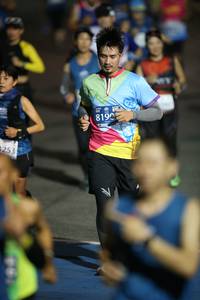 BIB: 8190, 3253
                            <button type="button" onclick="openModal(11291678)" class="btn btn-primary btn-sm float-right btn-popup" data-toggle="modal" data-target=".modal-high-quality">
                        <i class="fas fa-shopping-cart"></i> Add to Cart
                    </button>
                                            <button type="button" onclick="isThisMe(11291678, true)" class="btn btn-success btn-sm float-right btn-popup btn-isme hidden" data-toggle="tooltip" data-placement="bottom" title="นี่คือรูปของคุณใช่ไหม คลิกที่นี่เพื่อเอาเข้าอัลบั้ม">
                        <i class="fas fa-plus"></i> Add to album
                    </button>
                    <button type="button" onclick="isThisMe(11291678, false)" class="btn btn-warning btn-sm float-right btn-popup btn-isnotme hidden">
                        <i class="fas fa-ban"></i> Remove from album
                    </button>