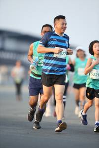 BIB: 027, 5221
                            <button type="button" onclick="openModal(10503629)" class="btn btn-primary btn-sm float-right btn-popup" data-toggle="modal" data-target=".modal-high-quality">
                        <i class="fas fa-shopping-cart"></i> Add to Cart
                    </button>
                                            <button type="button" onclick="isThisMe(10503629, true)" class="btn btn-success btn-sm float-right btn-popup btn-isme hidden" data-toggle="tooltip" data-placement="bottom" title="นี่คือรูปของคุณใช่ไหม คลิกที่นี่เพื่อเอาเข้าอัลบั้ม">
                        <i class="fas fa-plus"></i> Add to album
                    </button>
                    <button type="button" onclick="isThisMe(10503629, false)" class="btn btn-warning btn-sm float-right btn-popup btn-isnotme hidden">
                        <i class="fas fa-ban"></i> Remove from album
                    </button>