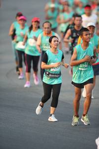 BIB: 5190, 52457
                            <button type="button" onclick="openModal(10505749)" class="btn btn-primary btn-sm float-right btn-popup" data-toggle="modal" data-target=".modal-high-quality">
                        <i class="fas fa-shopping-cart"></i> Add to Cart
                    </button>
                                            <button type="button" onclick="isThisMe(10505749, true)" class="btn btn-success btn-sm float-right btn-popup btn-isme hidden" data-toggle="tooltip" data-placement="bottom" title="นี่คือรูปของคุณใช่ไหม คลิกที่นี่เพื่อเอาเข้าอัลบั้ม">
                        <i class="fas fa-plus"></i> Add to album
                    </button>
                    <button type="button" onclick="isThisMe(10505749, false)" class="btn btn-warning btn-sm float-right btn-popup btn-isnotme hidden">
                        <i class="fas fa-ban"></i> Remove from album
                    </button>