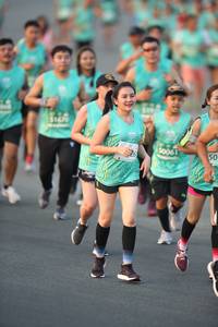 BIB: 061
                            <button type="button" onclick="openModal(10504868)" class="btn btn-primary btn-sm float-right btn-popup" data-toggle="modal" data-target=".modal-high-quality">
                        <i class="fas fa-shopping-cart"></i> Add to Cart
                    </button>
                                            <button type="button" onclick="isThisMe(10504868, true)" class="btn btn-success btn-sm float-right btn-popup btn-isme hidden" data-toggle="tooltip" data-placement="bottom" title="นี่คือรูปของคุณใช่ไหม คลิกที่นี่เพื่อเอาเข้าอัลบั้ม">
                        <i class="fas fa-plus"></i> Add to album
                    </button>
                    <button type="button" onclick="isThisMe(10504868, false)" class="btn btn-warning btn-sm float-right btn-popup btn-isnotme hidden">
                        <i class="fas fa-ban"></i> Remove from album
                    </button>