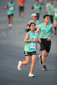 BIB: 50227, 51028
                            <button type="button" onclick="openModal(10506087)" class="btn btn-primary btn-sm float-right btn-popup" data-toggle="modal" data-target=".modal-high-quality">
                        <i class="fas fa-shopping-cart"></i> Add to Cart
                    </button>
                                            <button type="button" onclick="isThisMe(10506087, true)" class="btn btn-success btn-sm float-right btn-popup btn-isme hidden" data-toggle="tooltip" data-placement="bottom" title="นี่คือรูปของคุณใช่ไหม คลิกที่นี่เพื่อเอาเข้าอัลบั้ม">
                        <i class="fas fa-plus"></i> Add to album
                    </button>
                    <button type="button" onclick="isThisMe(10506087, false)" class="btn btn-warning btn-sm float-right btn-popup btn-isnotme hidden">
                        <i class="fas fa-ban"></i> Remove from album
                    </button>