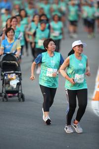 BIB: 5281
                            <button type="button" onclick="openModal(10508103)" class="btn btn-primary btn-sm float-right btn-popup" data-toggle="modal" data-target=".modal-high-quality">
                        <i class="fas fa-shopping-cart"></i> Add to Cart
                    </button>
                                            <button type="button" onclick="isThisMe(10508103, true)" class="btn btn-success btn-sm float-right btn-popup btn-isme hidden" data-toggle="tooltip" data-placement="bottom" title="นี่คือรูปของคุณใช่ไหม คลิกที่นี่เพื่อเอาเข้าอัลบั้ม">
                        <i class="fas fa-plus"></i> Add to album
                    </button>
                    <button type="button" onclick="isThisMe(10508103, false)" class="btn btn-warning btn-sm float-right btn-popup btn-isnotme hidden">
                        <i class="fas fa-ban"></i> Remove from album
                    </button>