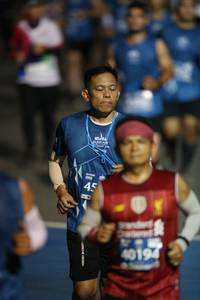BIB: 40194
                            <button type="button" onclick="openModal(11298489)" class="btn btn-primary btn-sm float-right btn-popup" data-toggle="modal" data-target=".modal-high-quality">
                        <i class="fas fa-shopping-cart"></i> Add to Cart
                    </button>
                                            <button type="button" onclick="isThisMe(11298489, true)" class="btn btn-success btn-sm float-right btn-popup btn-isme hidden" data-toggle="tooltip" data-placement="bottom" title="นี่คือรูปของคุณใช่ไหม คลิกที่นี่เพื่อเอาเข้าอัลบั้ม">
                        <i class="fas fa-plus"></i> Add to album
                    </button>
                    <button type="button" onclick="isThisMe(11298489, false)" class="btn btn-warning btn-sm float-right btn-popup btn-isnotme hidden">
                        <i class="fas fa-ban"></i> Remove from album
                    </button>