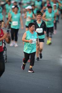 BIB: 696, 147
                            <button type="button" onclick="openModal(10509135)" class="btn btn-primary btn-sm float-right btn-popup" data-toggle="modal" data-target=".modal-high-quality">
                        <i class="fas fa-shopping-cart"></i> Add to Cart
                    </button>
                                            <button type="button" onclick="isThisMe(10509135, true)" class="btn btn-success btn-sm float-right btn-popup btn-isme hidden" data-toggle="tooltip" data-placement="bottom" title="นี่คือรูปของคุณใช่ไหม คลิกที่นี่เพื่อเอาเข้าอัลบั้ม">
                        <i class="fas fa-plus"></i> Add to album
                    </button>
                    <button type="button" onclick="isThisMe(10509135, false)" class="btn btn-warning btn-sm float-right btn-popup btn-isnotme hidden">
                        <i class="fas fa-ban"></i> Remove from album
                    </button>