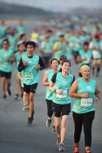 BIB: 1784, 0604, 53100
                            <button type="button" onclick="openModal(10507620)" class="btn btn-primary btn-sm float-right btn-popup" data-toggle="modal" data-target=".modal-high-quality">
                        <i class="fas fa-shopping-cart"></i> Add to Cart
                    </button>
                                            <button type="button" onclick="isThisMe(10507620, true)" class="btn btn-success btn-sm float-right btn-popup btn-isme hidden" data-toggle="tooltip" data-placement="bottom" title="นี่คือรูปของคุณใช่ไหม คลิกที่นี่เพื่อเอาเข้าอัลบั้ม">
                        <i class="fas fa-plus"></i> Add to album
                    </button>
                    <button type="button" onclick="isThisMe(10507620, false)" class="btn btn-warning btn-sm float-right btn-popup btn-isnotme hidden">
                        <i class="fas fa-ban"></i> Remove from album
                    </button>