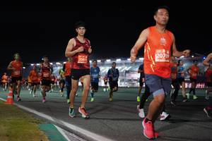 BIB: 20709, 20895
                            <button type="button" onclick="openModal(11350644)" class="btn btn-primary btn-sm float-right btn-popup" data-toggle="modal" data-target=".modal-high-quality">
                        <i class="fas fa-shopping-cart"></i> Add to Cart
                    </button>
                                            <button type="button" onclick="isThisMe(11350644, true)" class="btn btn-success btn-sm float-right btn-popup btn-isme hidden" data-toggle="tooltip" data-placement="bottom" title="นี่คือรูปของคุณใช่ไหม คลิกที่นี่เพื่อเอาเข้าอัลบั้ม">
                        <i class="fas fa-plus"></i> Add to album
                    </button>
                    <button type="button" onclick="isThisMe(11350644, false)" class="btn btn-warning btn-sm float-right btn-popup btn-isnotme hidden">
                        <i class="fas fa-ban"></i> Remove from album
                    </button>