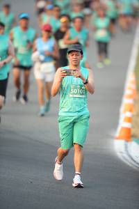 BIB: 50101
                            <button type="button" onclick="openModal(10504488)" class="btn btn-primary btn-sm float-right btn-popup" data-toggle="modal" data-target=".modal-high-quality">
                        <i class="fas fa-shopping-cart"></i> Add to Cart
                    </button>
                                            <button type="button" onclick="isThisMe(10504488, true)" class="btn btn-success btn-sm float-right btn-popup btn-isme hidden" data-toggle="tooltip" data-placement="bottom" title="นี่คือรูปของคุณใช่ไหม คลิกที่นี่เพื่อเอาเข้าอัลบั้ม">
                        <i class="fas fa-plus"></i> Add to album
                    </button>
                    <button type="button" onclick="isThisMe(10504488, false)" class="btn btn-warning btn-sm float-right btn-popup btn-isnotme hidden">
                        <i class="fas fa-ban"></i> Remove from album
                    </button>