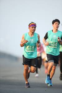 BIB: 50270, 50111
                            <button type="button" onclick="openModal(10502393)" class="btn btn-primary btn-sm float-right btn-popup" data-toggle="modal" data-target=".modal-high-quality">
                        <i class="fas fa-shopping-cart"></i> Add to Cart
                    </button>
                                            <button type="button" onclick="isThisMe(10502393, true)" class="btn btn-success btn-sm float-right btn-popup btn-isme hidden" data-toggle="tooltip" data-placement="bottom" title="นี่คือรูปของคุณใช่ไหม คลิกที่นี่เพื่อเอาเข้าอัลบั้ม">
                        <i class="fas fa-plus"></i> Add to album
                    </button>
                    <button type="button" onclick="isThisMe(10502393, false)" class="btn btn-warning btn-sm float-right btn-popup btn-isnotme hidden">
                        <i class="fas fa-ban"></i> Remove from album
                    </button>