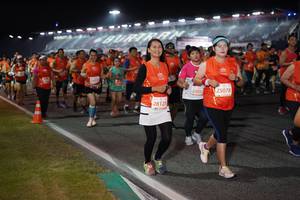 BIB: 25078, 25052, 28125
                            <button type="button" onclick="openModal(11393029)" class="btn btn-primary btn-sm float-right btn-popup" data-toggle="modal" data-target=".modal-high-quality">
                        <i class="fas fa-shopping-cart"></i> Add to Cart
                    </button>
                                            <button type="button" onclick="isThisMe(11393029, true)" class="btn btn-success btn-sm float-right btn-popup btn-isme hidden" data-toggle="tooltip" data-placement="bottom" title="นี่คือรูปของคุณใช่ไหม คลิกที่นี่เพื่อเอาเข้าอัลบั้ม">
                        <i class="fas fa-plus"></i> Add to album
                    </button>
                    <button type="button" onclick="isThisMe(11393029, false)" class="btn btn-warning btn-sm float-right btn-popup btn-isnotme hidden">
                        <i class="fas fa-ban"></i> Remove from album
                    </button>