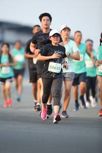 BIB: 50655
                            <button type="button" onclick="openModal(10503145)" class="btn btn-primary btn-sm float-right btn-popup" data-toggle="modal" data-target=".modal-high-quality">
                        <i class="fas fa-shopping-cart"></i> Add to Cart
                    </button>
                                            <button type="button" onclick="isThisMe(10503145, true)" class="btn btn-success btn-sm float-right btn-popup btn-isme hidden" data-toggle="tooltip" data-placement="bottom" title="นี่คือรูปของคุณใช่ไหม คลิกที่นี่เพื่อเอาเข้าอัลบั้ม">
                        <i class="fas fa-plus"></i> Add to album
                    </button>
                    <button type="button" onclick="isThisMe(10503145, false)" class="btn btn-warning btn-sm float-right btn-popup btn-isnotme hidden">
                        <i class="fas fa-ban"></i> Remove from album
                    </button>