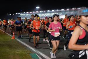 BIB: 261, 28316
                            <button type="button" onclick="openModal(11390183)" class="btn btn-primary btn-sm float-right btn-popup" data-toggle="modal" data-target=".modal-high-quality">
                        <i class="fas fa-shopping-cart"></i> Add to Cart
                    </button>
                                            <button type="button" onclick="isThisMe(11390183, true)" class="btn btn-success btn-sm float-right btn-popup btn-isme hidden" data-toggle="tooltip" data-placement="bottom" title="นี่คือรูปของคุณใช่ไหม คลิกที่นี่เพื่อเอาเข้าอัลบั้ม">
                        <i class="fas fa-plus"></i> Add to album
                    </button>
                    <button type="button" onclick="isThisMe(11390183, false)" class="btn btn-warning btn-sm float-right btn-popup btn-isnotme hidden">
                        <i class="fas fa-ban"></i> Remove from album
                    </button>