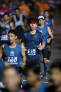 BIB: 41979, 41917
                            <button type="button" onclick="openModal(11305413)" class="btn btn-primary btn-sm float-right btn-popup" data-toggle="modal" data-target=".modal-high-quality">
                        <i class="fas fa-shopping-cart"></i> Add to Cart
                    </button>
                                            <button type="button" onclick="isThisMe(11305413, true)" class="btn btn-success btn-sm float-right btn-popup btn-isme hidden" data-toggle="tooltip" data-placement="bottom" title="นี่คือรูปของคุณใช่ไหม คลิกที่นี่เพื่อเอาเข้าอัลบั้ม">
                        <i class="fas fa-plus"></i> Add to album
                    </button>
                    <button type="button" onclick="isThisMe(11305413, false)" class="btn btn-warning btn-sm float-right btn-popup btn-isnotme hidden">
                        <i class="fas fa-ban"></i> Remove from album
                    </button>