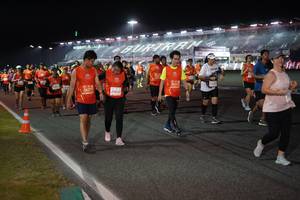 BIB: 20311, 26777, 29649
                            <button type="button" onclick="openModal(11413515)" class="btn btn-primary btn-sm float-right btn-popup" data-toggle="modal" data-target=".modal-high-quality">
                        <i class="fas fa-shopping-cart"></i> Add to Cart
                    </button>
                                            <button type="button" onclick="isThisMe(11413515, true)" class="btn btn-success btn-sm float-right btn-popup btn-isme hidden" data-toggle="tooltip" data-placement="bottom" title="นี่คือรูปของคุณใช่ไหม คลิกที่นี่เพื่อเอาเข้าอัลบั้ม">
                        <i class="fas fa-plus"></i> Add to album
                    </button>
                    <button type="button" onclick="isThisMe(11413515, false)" class="btn btn-warning btn-sm float-right btn-popup btn-isnotme hidden">
                        <i class="fas fa-ban"></i> Remove from album
                    </button>