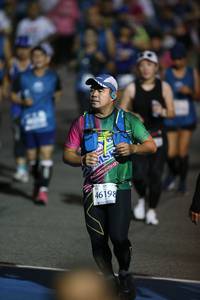 BIB: 46198
                            <button type="button" onclick="openModal(11322091)" class="btn btn-primary btn-sm float-right btn-popup" data-toggle="modal" data-target=".modal-high-quality">
                        <i class="fas fa-shopping-cart"></i> Add to Cart
                    </button>
                                            <button type="button" onclick="isThisMe(11322091, true)" class="btn btn-success btn-sm float-right btn-popup btn-isme hidden" data-toggle="tooltip" data-placement="bottom" title="นี่คือรูปของคุณใช่ไหม คลิกที่นี่เพื่อเอาเข้าอัลบั้ม">
                        <i class="fas fa-plus"></i> Add to album
                    </button>
                    <button type="button" onclick="isThisMe(11322091, false)" class="btn btn-warning btn-sm float-right btn-popup btn-isnotme hidden">
                        <i class="fas fa-ban"></i> Remove from album
                    </button>