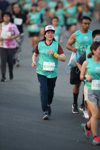 BIB: 518, 83119, 5235
                            <button type="button" onclick="openModal(10510255)" class="btn btn-primary btn-sm float-right btn-popup" data-toggle="modal" data-target=".modal-high-quality">
                        <i class="fas fa-shopping-cart"></i> Add to Cart
                    </button>
                                            <button type="button" onclick="isThisMe(10510255, true)" class="btn btn-success btn-sm float-right btn-popup btn-isme hidden" data-toggle="tooltip" data-placement="bottom" title="นี่คือรูปของคุณใช่ไหม คลิกที่นี่เพื่อเอาเข้าอัลบั้ม">
                        <i class="fas fa-plus"></i> Add to album
                    </button>
                    <button type="button" onclick="isThisMe(10510255, false)" class="btn btn-warning btn-sm float-right btn-popup btn-isnotme hidden">
                        <i class="fas fa-ban"></i> Remove from album
                    </button>