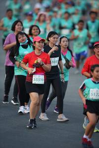 BIB: 1013, 53310, 5122
                            <button type="button" onclick="openModal(10512072)" class="btn btn-primary btn-sm float-right btn-popup" data-toggle="modal" data-target=".modal-high-quality">
                        <i class="fas fa-shopping-cart"></i> Add to Cart
                    </button>
                                            <button type="button" onclick="isThisMe(10512072, true)" class="btn btn-success btn-sm float-right btn-popup btn-isme hidden" data-toggle="tooltip" data-placement="bottom" title="นี่คือรูปของคุณใช่ไหม คลิกที่นี่เพื่อเอาเข้าอัลบั้ม">
                        <i class="fas fa-plus"></i> Add to album
                    </button>
                    <button type="button" onclick="isThisMe(10512072, false)" class="btn btn-warning btn-sm float-right btn-popup btn-isnotme hidden">
                        <i class="fas fa-ban"></i> Remove from album
                    </button>