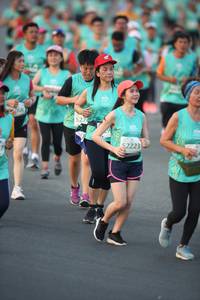 BIB: 5276, 52223
                            <button type="button" onclick="openModal(10508816)" class="btn btn-primary btn-sm float-right btn-popup" data-toggle="modal" data-target=".modal-high-quality">
                        <i class="fas fa-shopping-cart"></i> Add to Cart
                    </button>
                                            <button type="button" onclick="isThisMe(10508816, true)" class="btn btn-success btn-sm float-right btn-popup btn-isme hidden" data-toggle="tooltip" data-placement="bottom" title="นี่คือรูปของคุณใช่ไหม คลิกที่นี่เพื่อเอาเข้าอัลบั้ม">
                        <i class="fas fa-plus"></i> Add to album
                    </button>
                    <button type="button" onclick="isThisMe(10508816, false)" class="btn btn-warning btn-sm float-right btn-popup btn-isnotme hidden">
                        <i class="fas fa-ban"></i> Remove from album
                    </button>