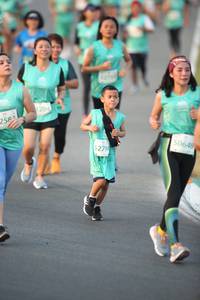 BIB: 5248, 1204, 2582, 50648, 279
                            <button type="button" onclick="openModal(10504312)" class="btn btn-primary btn-sm float-right btn-popup" data-toggle="modal" data-target=".modal-high-quality">
                        <i class="fas fa-shopping-cart"></i> Add to Cart
                    </button>
                                            <button type="button" onclick="isThisMe(10504312, true)" class="btn btn-success btn-sm float-right btn-popup btn-isme hidden" data-toggle="tooltip" data-placement="bottom" title="นี่คือรูปของคุณใช่ไหม คลิกที่นี่เพื่อเอาเข้าอัลบั้ม">
                        <i class="fas fa-plus"></i> Add to album
                    </button>
                    <button type="button" onclick="isThisMe(10504312, false)" class="btn btn-warning btn-sm float-right btn-popup btn-isnotme hidden">
                        <i class="fas fa-ban"></i> Remove from album
                    </button>