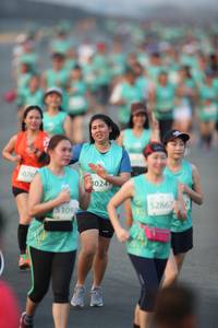 BIB: 078, 3024, 52867, 309
                            <button type="button" onclick="openModal(10507832)" class="btn btn-primary btn-sm float-right btn-popup" data-toggle="modal" data-target=".modal-high-quality">
                        <i class="fas fa-shopping-cart"></i> Add to Cart
                    </button>
                                            <button type="button" onclick="isThisMe(10507832, true)" class="btn btn-success btn-sm float-right btn-popup btn-isme hidden" data-toggle="tooltip" data-placement="bottom" title="นี่คือรูปของคุณใช่ไหม คลิกที่นี่เพื่อเอาเข้าอัลบั้ม">
                        <i class="fas fa-plus"></i> Add to album
                    </button>
                    <button type="button" onclick="isThisMe(10507832, false)" class="btn btn-warning btn-sm float-right btn-popup btn-isnotme hidden">
                        <i class="fas fa-ban"></i> Remove from album
                    </button>