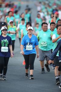 BIB: 50491, 53221, 50864
                            <button type="button" onclick="openModal(10512702)" class="btn btn-primary btn-sm float-right btn-popup" data-toggle="modal" data-target=".modal-high-quality">
                        <i class="fas fa-shopping-cart"></i> Add to Cart
                    </button>
                                            <button type="button" onclick="isThisMe(10512702, true)" class="btn btn-success btn-sm float-right btn-popup btn-isme hidden" data-toggle="tooltip" data-placement="bottom" title="นี่คือรูปของคุณใช่ไหม คลิกที่นี่เพื่อเอาเข้าอัลบั้ม">
                        <i class="fas fa-plus"></i> Add to album
                    </button>
                    <button type="button" onclick="isThisMe(10512702, false)" class="btn btn-warning btn-sm float-right btn-popup btn-isnotme hidden">
                        <i class="fas fa-ban"></i> Remove from album
                    </button>