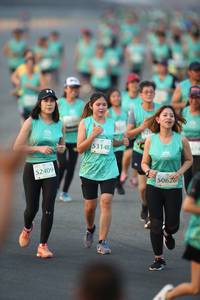 BIB: 53148, 52409, 50626
                            <button type="button" onclick="openModal(10507567)" class="btn btn-primary btn-sm float-right btn-popup" data-toggle="modal" data-target=".modal-high-quality">
                        <i class="fas fa-shopping-cart"></i> Add to Cart
                    </button>
                                            <button type="button" onclick="isThisMe(10507567, true)" class="btn btn-success btn-sm float-right btn-popup btn-isme hidden" data-toggle="tooltip" data-placement="bottom" title="นี่คือรูปของคุณใช่ไหม คลิกที่นี่เพื่อเอาเข้าอัลบั้ม">
                        <i class="fas fa-plus"></i> Add to album
                    </button>
                    <button type="button" onclick="isThisMe(10507567, false)" class="btn btn-warning btn-sm float-right btn-popup btn-isnotme hidden">
                        <i class="fas fa-ban"></i> Remove from album
                    </button>