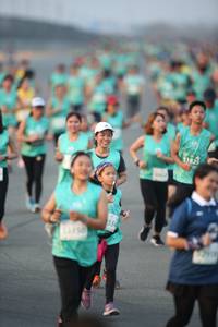 BIB: 31823
                            <button type="button" onclick="openModal(10507534)" class="btn btn-primary btn-sm float-right btn-popup" data-toggle="modal" data-target=".modal-high-quality">
                        <i class="fas fa-shopping-cart"></i> Add to Cart
                    </button>
                                            <button type="button" onclick="isThisMe(10507534, true)" class="btn btn-success btn-sm float-right btn-popup btn-isme hidden" data-toggle="tooltip" data-placement="bottom" title="นี่คือรูปของคุณใช่ไหม คลิกที่นี่เพื่อเอาเข้าอัลบั้ม">
                        <i class="fas fa-plus"></i> Add to album
                    </button>
                    <button type="button" onclick="isThisMe(10507534, false)" class="btn btn-warning btn-sm float-right btn-popup btn-isnotme hidden">
                        <i class="fas fa-ban"></i> Remove from album
                    </button>