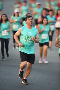 BIB: 5209
                            <button type="button" onclick="openModal(10505913)" class="btn btn-primary btn-sm float-right btn-popup" data-toggle="modal" data-target=".modal-high-quality">
                        <i class="fas fa-shopping-cart"></i> Add to Cart
                    </button>
                                            <button type="button" onclick="isThisMe(10505913, true)" class="btn btn-success btn-sm float-right btn-popup btn-isme hidden" data-toggle="tooltip" data-placement="bottom" title="นี่คือรูปของคุณใช่ไหม คลิกที่นี่เพื่อเอาเข้าอัลบั้ม">
                        <i class="fas fa-plus"></i> Add to album
                    </button>
                    <button type="button" onclick="isThisMe(10505913, false)" class="btn btn-warning btn-sm float-right btn-popup btn-isnotme hidden">
                        <i class="fas fa-ban"></i> Remove from album
                    </button>