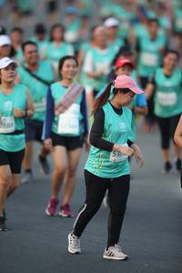 BIB: 288, 530
                            <button type="button" onclick="openModal(10510107)" class="btn btn-primary btn-sm float-right btn-popup" data-toggle="modal" data-target=".modal-high-quality">
                        <i class="fas fa-shopping-cart"></i> Add to Cart
                    </button>
                                            <button type="button" onclick="isThisMe(10510107, true)" class="btn btn-success btn-sm float-right btn-popup btn-isme hidden" data-toggle="tooltip" data-placement="bottom" title="นี่คือรูปของคุณใช่ไหม คลิกที่นี่เพื่อเอาเข้าอัลบั้ม">
                        <i class="fas fa-plus"></i> Add to album
                    </button>
                    <button type="button" onclick="isThisMe(10510107, false)" class="btn btn-warning btn-sm float-right btn-popup btn-isnotme hidden">
                        <i class="fas fa-ban"></i> Remove from album
                    </button>