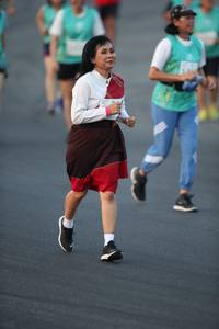 BIB: 
                            <button type="button" onclick="openModal(10510012)" class="btn btn-primary btn-sm float-right btn-popup" data-toggle="modal" data-target=".modal-high-quality">
                        <i class="fas fa-shopping-cart"></i> Add to Cart
                    </button>
                                            <button type="button" onclick="isThisMe(10510012, true)" class="btn btn-success btn-sm float-right btn-popup btn-isme hidden" data-toggle="tooltip" data-placement="bottom" title="นี่คือรูปของคุณใช่ไหม คลิกที่นี่เพื่อเอาเข้าอัลบั้ม">
                        <i class="fas fa-plus"></i> Add to album
                    </button>
                    <button type="button" onclick="isThisMe(10510012, false)" class="btn btn-warning btn-sm float-right btn-popup btn-isnotme hidden">
                        <i class="fas fa-ban"></i> Remove from album
                    </button>