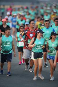 BIB: 7073, 5305, 51847, 51832, 51830
                            <button type="button" onclick="openModal(10510620)" class="btn btn-primary btn-sm float-right btn-popup" data-toggle="modal" data-target=".modal-high-quality">
                        <i class="fas fa-shopping-cart"></i> Add to Cart
                    </button>
                                            <button type="button" onclick="isThisMe(10510620, true)" class="btn btn-success btn-sm float-right btn-popup btn-isme hidden" data-toggle="tooltip" data-placement="bottom" title="นี่คือรูปของคุณใช่ไหม คลิกที่นี่เพื่อเอาเข้าอัลบั้ม">
                        <i class="fas fa-plus"></i> Add to album
                    </button>
                    <button type="button" onclick="isThisMe(10510620, false)" class="btn btn-warning btn-sm float-right btn-popup btn-isnotme hidden">
                        <i class="fas fa-ban"></i> Remove from album
                    </button>