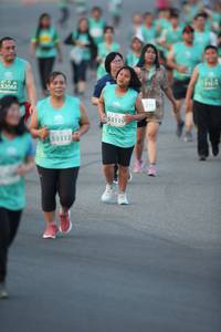 BIB: 52088, 1276, 3119, 53312
                            <button type="button" onclick="openModal(10511477)" class="btn btn-primary btn-sm float-right btn-popup" data-toggle="modal" data-target=".modal-high-quality">
                        <i class="fas fa-shopping-cart"></i> Add to Cart
                    </button>
                                            <button type="button" onclick="isThisMe(10511477, true)" class="btn btn-success btn-sm float-right btn-popup btn-isme hidden" data-toggle="tooltip" data-placement="bottom" title="นี่คือรูปของคุณใช่ไหม คลิกที่นี่เพื่อเอาเข้าอัลบั้ม">
                        <i class="fas fa-plus"></i> Add to album
                    </button>
                    <button type="button" onclick="isThisMe(10511477, false)" class="btn btn-warning btn-sm float-right btn-popup btn-isnotme hidden">
                        <i class="fas fa-ban"></i> Remove from album
                    </button>