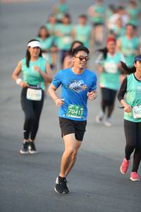 BIB: 70413, 502
                            <button type="button" onclick="openModal(10504359)" class="btn btn-primary btn-sm float-right btn-popup" data-toggle="modal" data-target=".modal-high-quality">
                        <i class="fas fa-shopping-cart"></i> Add to Cart
                    </button>
                                            <button type="button" onclick="isThisMe(10504359, true)" class="btn btn-success btn-sm float-right btn-popup btn-isme hidden" data-toggle="tooltip" data-placement="bottom" title="นี่คือรูปของคุณใช่ไหม คลิกที่นี่เพื่อเอาเข้าอัลบั้ม">
                        <i class="fas fa-plus"></i> Add to album
                    </button>
                    <button type="button" onclick="isThisMe(10504359, false)" class="btn btn-warning btn-sm float-right btn-popup btn-isnotme hidden">
                        <i class="fas fa-ban"></i> Remove from album
                    </button>