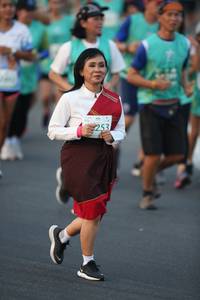 BIB: 253
                            <button type="button" onclick="openModal(10510037)" class="btn btn-primary btn-sm float-right btn-popup" data-toggle="modal" data-target=".modal-high-quality">
                        <i class="fas fa-shopping-cart"></i> Add to Cart
                    </button>
                                            <button type="button" onclick="isThisMe(10510037, true)" class="btn btn-success btn-sm float-right btn-popup btn-isme hidden" data-toggle="tooltip" data-placement="bottom" title="นี่คือรูปของคุณใช่ไหม คลิกที่นี่เพื่อเอาเข้าอัลบั้ม">
                        <i class="fas fa-plus"></i> Add to album
                    </button>
                    <button type="button" onclick="isThisMe(10510037, false)" class="btn btn-warning btn-sm float-right btn-popup btn-isnotme hidden">
                        <i class="fas fa-ban"></i> Remove from album
                    </button>