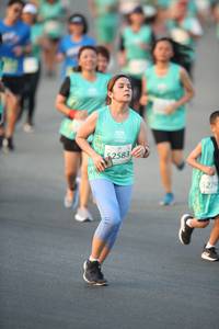 BIB: 52583, 5279
                            <button type="button" onclick="openModal(10504314)" class="btn btn-primary btn-sm float-right btn-popup" data-toggle="modal" data-target=".modal-high-quality">
                        <i class="fas fa-shopping-cart"></i> Add to Cart
                    </button>
                                            <button type="button" onclick="isThisMe(10504314, true)" class="btn btn-success btn-sm float-right btn-popup btn-isme hidden" data-toggle="tooltip" data-placement="bottom" title="นี่คือรูปของคุณใช่ไหม คลิกที่นี่เพื่อเอาเข้าอัลบั้ม">
                        <i class="fas fa-plus"></i> Add to album
                    </button>
                    <button type="button" onclick="isThisMe(10504314, false)" class="btn btn-warning btn-sm float-right btn-popup btn-isnotme hidden">
                        <i class="fas fa-ban"></i> Remove from album
                    </button>