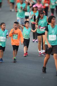 BIB: 5274, 51512, 2085, 50518
                            <button type="button" onclick="openModal(10508363)" class="btn btn-primary btn-sm float-right btn-popup" data-toggle="modal" data-target=".modal-high-quality">
                        <i class="fas fa-shopping-cart"></i> Add to Cart
                    </button>
                                            <button type="button" onclick="isThisMe(10508363, true)" class="btn btn-success btn-sm float-right btn-popup btn-isme hidden" data-toggle="tooltip" data-placement="bottom" title="นี่คือรูปของคุณใช่ไหม คลิกที่นี่เพื่อเอาเข้าอัลบั้ม">
                        <i class="fas fa-plus"></i> Add to album
                    </button>
                    <button type="button" onclick="isThisMe(10508363, false)" class="btn btn-warning btn-sm float-right btn-popup btn-isnotme hidden">
                        <i class="fas fa-ban"></i> Remove from album
                    </button>