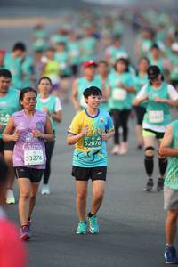 BIB: 12417, 52076, 53276
                            <button type="button" onclick="openModal(10507680)" class="btn btn-primary btn-sm float-right btn-popup" data-toggle="modal" data-target=".modal-high-quality">
                        <i class="fas fa-shopping-cart"></i> Add to Cart
                    </button>
                                            <button type="button" onclick="isThisMe(10507680, true)" class="btn btn-success btn-sm float-right btn-popup btn-isme hidden" data-toggle="tooltip" data-placement="bottom" title="นี่คือรูปของคุณใช่ไหม คลิกที่นี่เพื่อเอาเข้าอัลบั้ม">
                        <i class="fas fa-plus"></i> Add to album
                    </button>
                    <button type="button" onclick="isThisMe(10507680, false)" class="btn btn-warning btn-sm float-right btn-popup btn-isnotme hidden">
                        <i class="fas fa-ban"></i> Remove from album
                    </button>