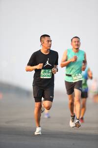 BIB: 50041, 50280
                            <button type="button" onclick="openModal(10502039)" class="btn btn-primary btn-sm float-right btn-popup" data-toggle="modal" data-target=".modal-high-quality">
                        <i class="fas fa-shopping-cart"></i> Add to Cart
                    </button>
                                            <button type="button" onclick="isThisMe(10502039, true)" class="btn btn-success btn-sm float-right btn-popup btn-isme hidden" data-toggle="tooltip" data-placement="bottom" title="นี่คือรูปของคุณใช่ไหม คลิกที่นี่เพื่อเอาเข้าอัลบั้ม">
                        <i class="fas fa-plus"></i> Add to album
                    </button>
                    <button type="button" onclick="isThisMe(10502039, false)" class="btn btn-warning btn-sm float-right btn-popup btn-isnotme hidden">
                        <i class="fas fa-ban"></i> Remove from album
                    </button>