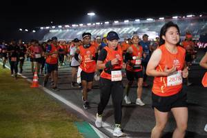 BIB: 206, 2860, 28782
                            <button type="button" onclick="openModal(11389984)" class="btn btn-primary btn-sm float-right btn-popup" data-toggle="modal" data-target=".modal-high-quality">
                        <i class="fas fa-shopping-cart"></i> Add to Cart
                    </button>
                                            <button type="button" onclick="isThisMe(11389984, true)" class="btn btn-success btn-sm float-right btn-popup btn-isme hidden" data-toggle="tooltip" data-placement="bottom" title="นี่คือรูปของคุณใช่ไหม คลิกที่นี่เพื่อเอาเข้าอัลบั้ม">
                        <i class="fas fa-plus"></i> Add to album
                    </button>
                    <button type="button" onclick="isThisMe(11389984, false)" class="btn btn-warning btn-sm float-right btn-popup btn-isnotme hidden">
                        <i class="fas fa-ban"></i> Remove from album
                    </button>