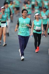 BIB: 50301, 52129
                            <button type="button" onclick="openModal(10511243)" class="btn btn-primary btn-sm float-right btn-popup" data-toggle="modal" data-target=".modal-high-quality">
                        <i class="fas fa-shopping-cart"></i> Add to Cart
                    </button>
                                            <button type="button" onclick="isThisMe(10511243, true)" class="btn btn-success btn-sm float-right btn-popup btn-isme hidden" data-toggle="tooltip" data-placement="bottom" title="นี่คือรูปของคุณใช่ไหม คลิกที่นี่เพื่อเอาเข้าอัลบั้ม">
                        <i class="fas fa-plus"></i> Add to album
                    </button>
                    <button type="button" onclick="isThisMe(10511243, false)" class="btn btn-warning btn-sm float-right btn-popup btn-isnotme hidden">
                        <i class="fas fa-ban"></i> Remove from album
                    </button>