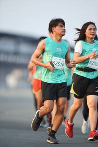 BIB: 5270, 52514
                            <button type="button" onclick="openModal(10503895)" class="btn btn-primary btn-sm float-right btn-popup" data-toggle="modal" data-target=".modal-high-quality">
                        <i class="fas fa-shopping-cart"></i> Add to Cart
                    </button>
                                            <button type="button" onclick="isThisMe(10503895, true)" class="btn btn-success btn-sm float-right btn-popup btn-isme hidden" data-toggle="tooltip" data-placement="bottom" title="นี่คือรูปของคุณใช่ไหม คลิกที่นี่เพื่อเอาเข้าอัลบั้ม">
                        <i class="fas fa-plus"></i> Add to album
                    </button>
                    <button type="button" onclick="isThisMe(10503895, false)" class="btn btn-warning btn-sm float-right btn-popup btn-isnotme hidden">
                        <i class="fas fa-ban"></i> Remove from album
                    </button>