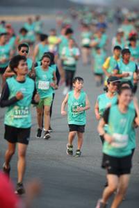 BIB: 2552, 51744
                            <button type="button" onclick="openModal(10507632)" class="btn btn-primary btn-sm float-right btn-popup" data-toggle="modal" data-target=".modal-high-quality">
                        <i class="fas fa-shopping-cart"></i> Add to Cart
                    </button>
                                            <button type="button" onclick="isThisMe(10507632, true)" class="btn btn-success btn-sm float-right btn-popup btn-isme hidden" data-toggle="tooltip" data-placement="bottom" title="นี่คือรูปของคุณใช่ไหม คลิกที่นี่เพื่อเอาเข้าอัลบั้ม">
                        <i class="fas fa-plus"></i> Add to album
                    </button>
                    <button type="button" onclick="isThisMe(10507632, false)" class="btn btn-warning btn-sm float-right btn-popup btn-isnotme hidden">
                        <i class="fas fa-ban"></i> Remove from album
                    </button>