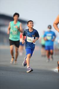 BIB: 506
                            <button type="button" onclick="openModal(10503000)" class="btn btn-primary btn-sm float-right btn-popup" data-toggle="modal" data-target=".modal-high-quality">
                        <i class="fas fa-shopping-cart"></i> Add to Cart
                    </button>
                                            <button type="button" onclick="isThisMe(10503000, true)" class="btn btn-success btn-sm float-right btn-popup btn-isme hidden" data-toggle="tooltip" data-placement="bottom" title="นี่คือรูปของคุณใช่ไหม คลิกที่นี่เพื่อเอาเข้าอัลบั้ม">
                        <i class="fas fa-plus"></i> Add to album
                    </button>
                    <button type="button" onclick="isThisMe(10503000, false)" class="btn btn-warning btn-sm float-right btn-popup btn-isnotme hidden">
                        <i class="fas fa-ban"></i> Remove from album
                    </button>