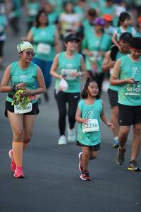 BIB: 50109, 50588, 52238
                            <button type="button" onclick="openModal(10512267)" class="btn btn-primary btn-sm float-right btn-popup" data-toggle="modal" data-target=".modal-high-quality">
                        <i class="fas fa-shopping-cart"></i> Add to Cart
                    </button>
                                            <button type="button" onclick="isThisMe(10512267, true)" class="btn btn-success btn-sm float-right btn-popup btn-isme hidden" data-toggle="tooltip" data-placement="bottom" title="นี่คือรูปของคุณใช่ไหม คลิกที่นี่เพื่อเอาเข้าอัลบั้ม">
                        <i class="fas fa-plus"></i> Add to album
                    </button>
                    <button type="button" onclick="isThisMe(10512267, false)" class="btn btn-warning btn-sm float-right btn-popup btn-isnotme hidden">
                        <i class="fas fa-ban"></i> Remove from album
                    </button>