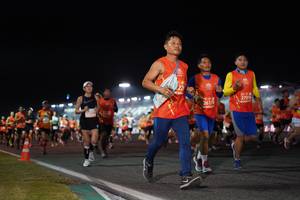 BIB: 27016, 26170
                            <button type="button" onclick="openModal(11360626)" class="btn btn-primary btn-sm float-right btn-popup" data-toggle="modal" data-target=".modal-high-quality">
                        <i class="fas fa-shopping-cart"></i> Add to Cart
                    </button>
                                            <button type="button" onclick="isThisMe(11360626, true)" class="btn btn-success btn-sm float-right btn-popup btn-isme hidden" data-toggle="tooltip" data-placement="bottom" title="นี่คือรูปของคุณใช่ไหม คลิกที่นี่เพื่อเอาเข้าอัลบั้ม">
                        <i class="fas fa-plus"></i> Add to album
                    </button>
                    <button type="button" onclick="isThisMe(11360626, false)" class="btn btn-warning btn-sm float-right btn-popup btn-isnotme hidden">
                        <i class="fas fa-ban"></i> Remove from album
                    </button>