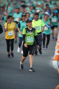 BIB: 2475, 50475
                            <button type="button" onclick="openModal(10513597)" class="btn btn-primary btn-sm float-right btn-popup" data-toggle="modal" data-target=".modal-high-quality">
                        <i class="fas fa-shopping-cart"></i> Add to Cart
                    </button>
                                            <button type="button" onclick="isThisMe(10513597, true)" class="btn btn-success btn-sm float-right btn-popup btn-isme hidden" data-toggle="tooltip" data-placement="bottom" title="นี่คือรูปของคุณใช่ไหม คลิกที่นี่เพื่อเอาเข้าอัลบั้ม">
                        <i class="fas fa-plus"></i> Add to album
                    </button>
                    <button type="button" onclick="isThisMe(10513597, false)" class="btn btn-warning btn-sm float-right btn-popup btn-isnotme hidden">
                        <i class="fas fa-ban"></i> Remove from album
                    </button>