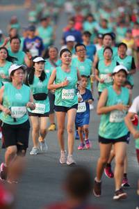 BIB: 50778, 923, 2800, 51086
                            <button type="button" onclick="openModal(10507962)" class="btn btn-primary btn-sm float-right btn-popup" data-toggle="modal" data-target=".modal-high-quality">
                        <i class="fas fa-shopping-cart"></i> Add to Cart
                    </button>
                                            <button type="button" onclick="isThisMe(10507962, true)" class="btn btn-success btn-sm float-right btn-popup btn-isme hidden" data-toggle="tooltip" data-placement="bottom" title="นี่คือรูปของคุณใช่ไหม คลิกที่นี่เพื่อเอาเข้าอัลบั้ม">
                        <i class="fas fa-plus"></i> Add to album
                    </button>
                    <button type="button" onclick="isThisMe(10507962, false)" class="btn btn-warning btn-sm float-right btn-popup btn-isnotme hidden">
                        <i class="fas fa-ban"></i> Remove from album
                    </button>